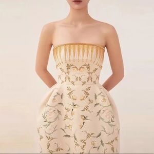 Żü Designer Botanics Runway Embroidered Midi Dress Embroidered Crystal Strapless